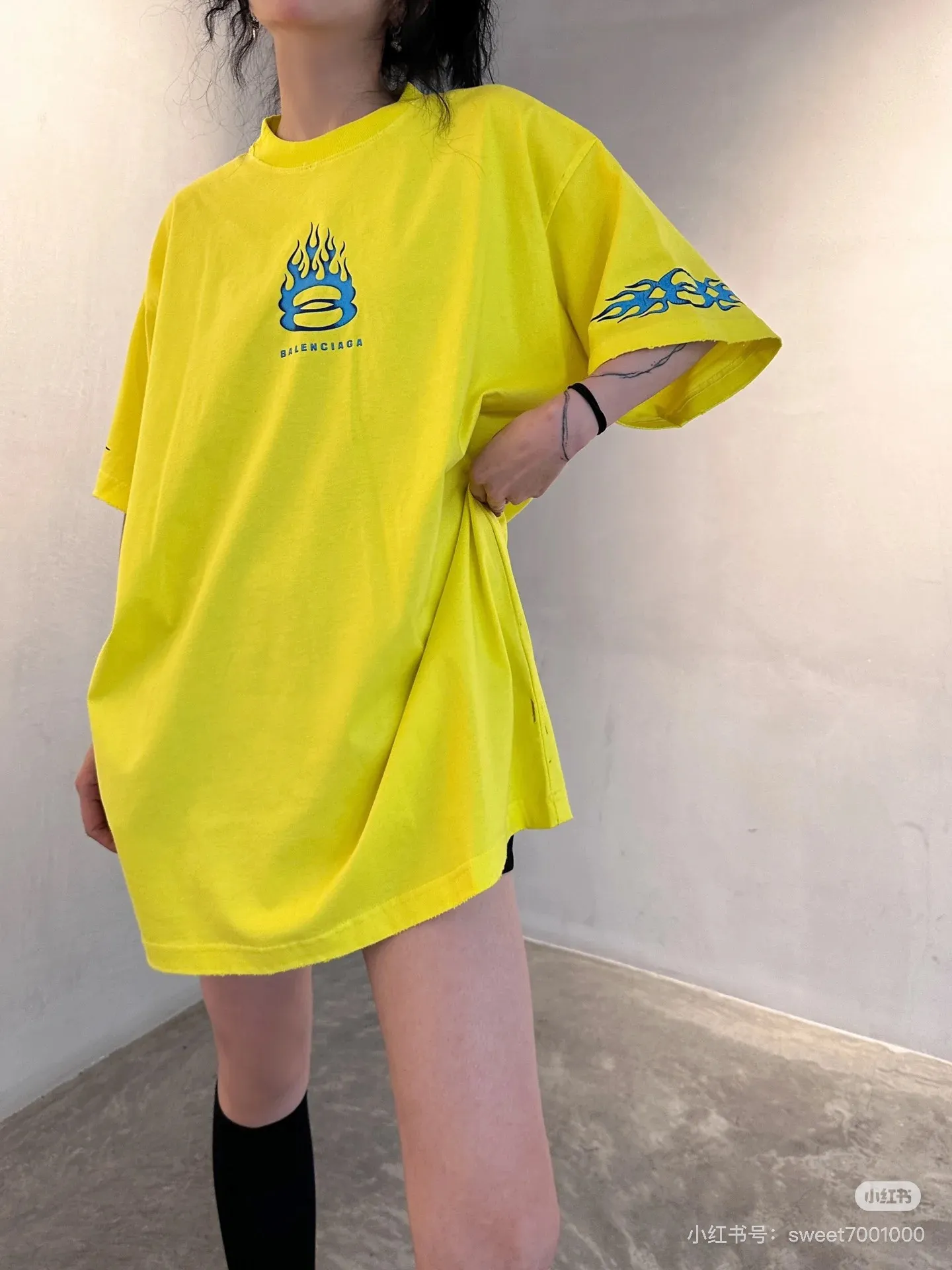 # Balenciaga/ # T Same Style